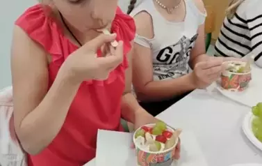 b06c34dc-37e7-44fa-8dff-9dc591f30e92