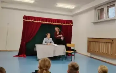 f7acffa4-0742-4658-88bb-30aa4051fd22