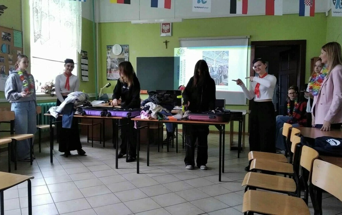 Zdjęcie do Tydzień R&oacute;żnorodności Edukacyjnej  w Zespole Szk&oacute;ł nr1 im. Jędrzeja Śniadeckiego w Ełku