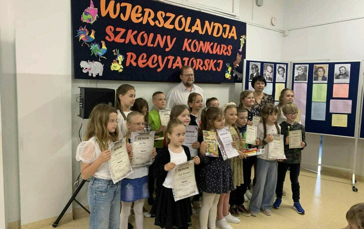 Zdjęcie do Szkolny Konkurs Recytatorski "Wierszolandia" 